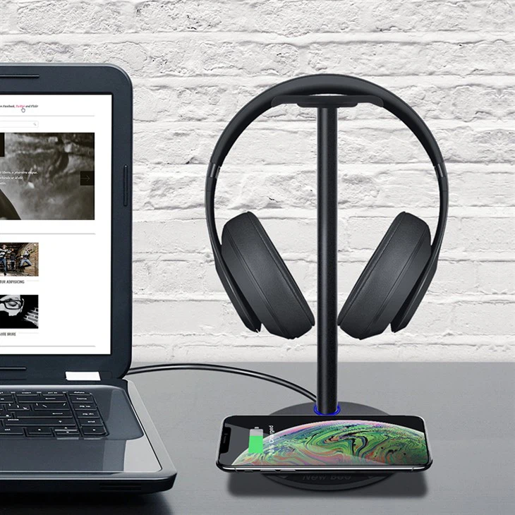 headset stand with wireless charger